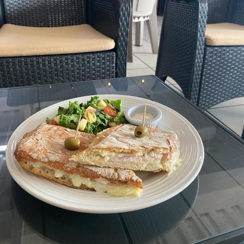 Panini Jamon y Queso